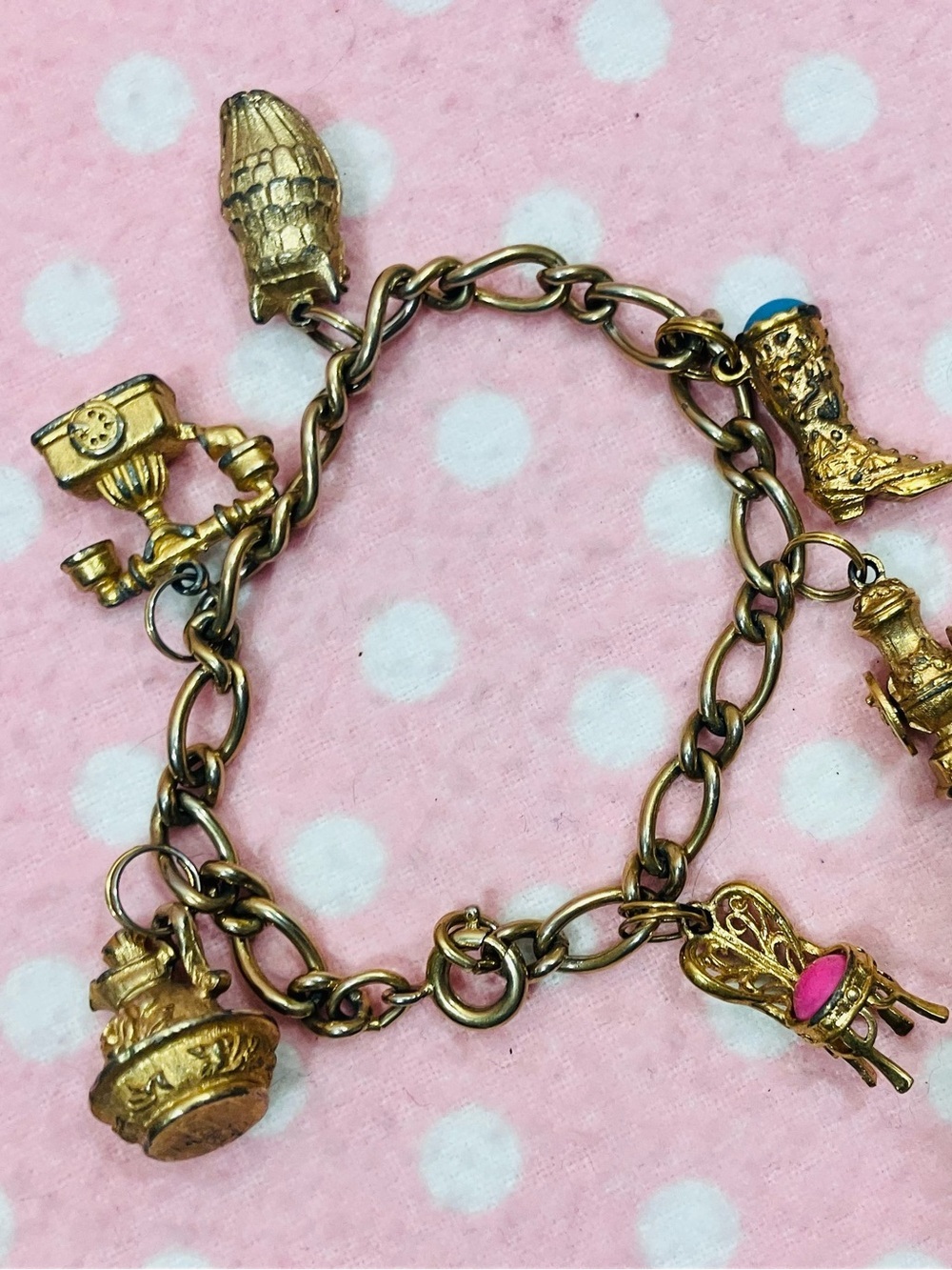 Avon Faux Gold charm bracelet - medium